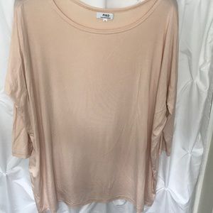 Cream Piko 3/4 sleeve top